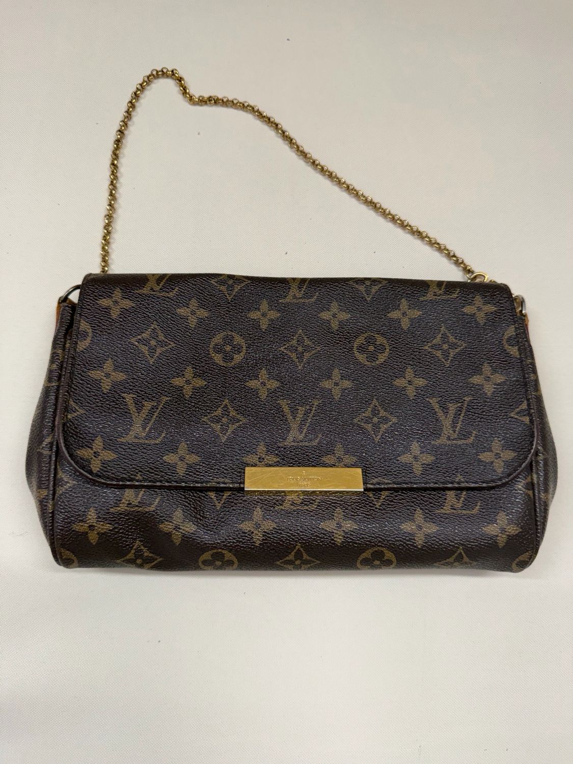 Louis Vuitton Monogram Favorite Mm Shoulder Bag