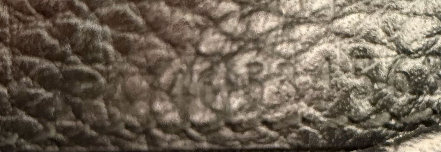 Gucci Pebbled Leather Card Case Wallet Tri Fold in Black