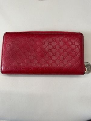 Gucci Monogram Leather Guccissima Ziparound Wallet in Red