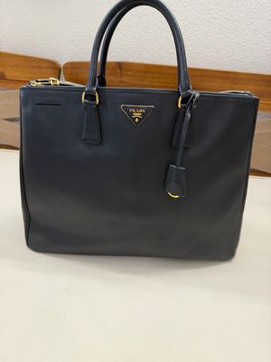 Prada Saffiano Lux Tote Double Zipper XL in Black