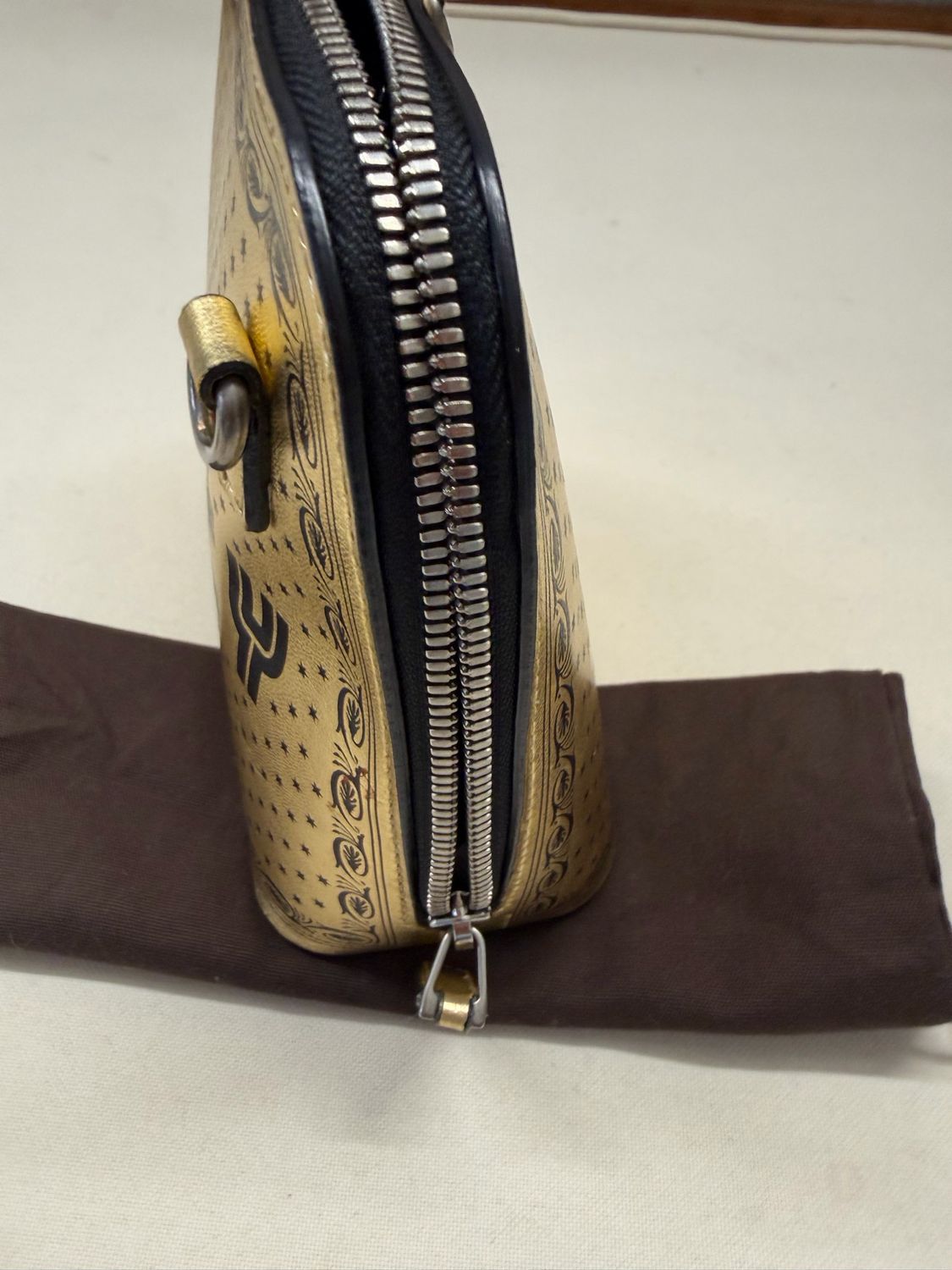 Gucci Sega Stars Mini Dome Crossbody Guccy Metallic Sling 