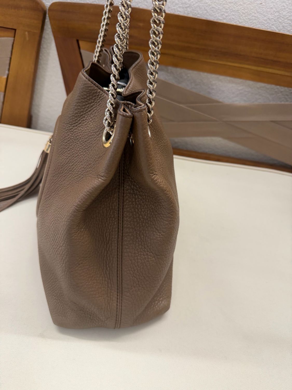 Gucci Pebbled Leather Soho Medium Chain Tote
