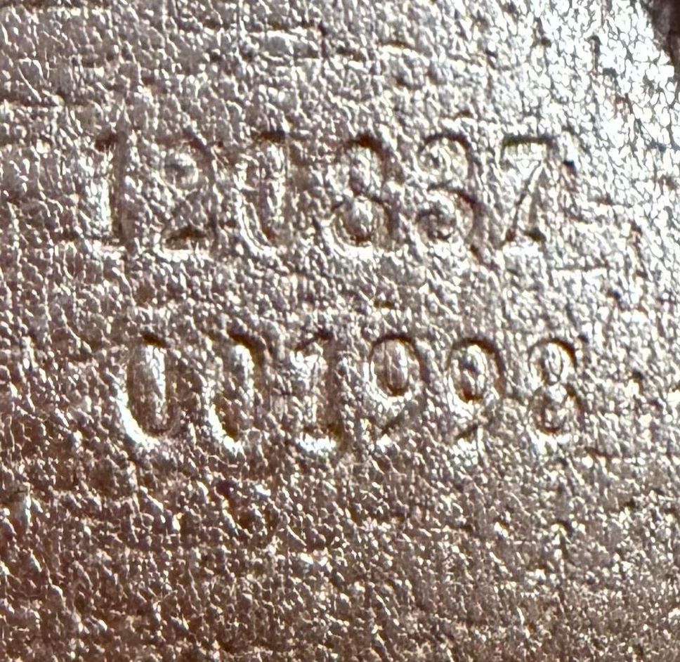 Gucci Monogram Canvas Eclipse Medium Tote in Dark Brown