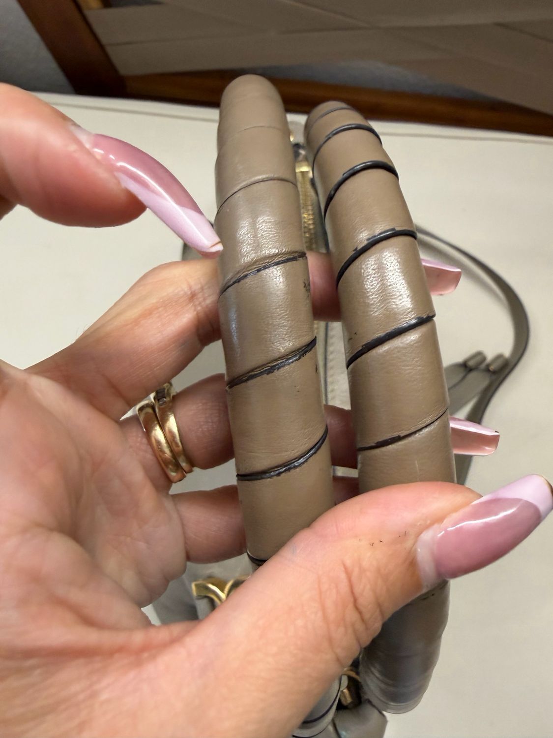 Chloe Marcie Saddle Medium in Cashmere Grey