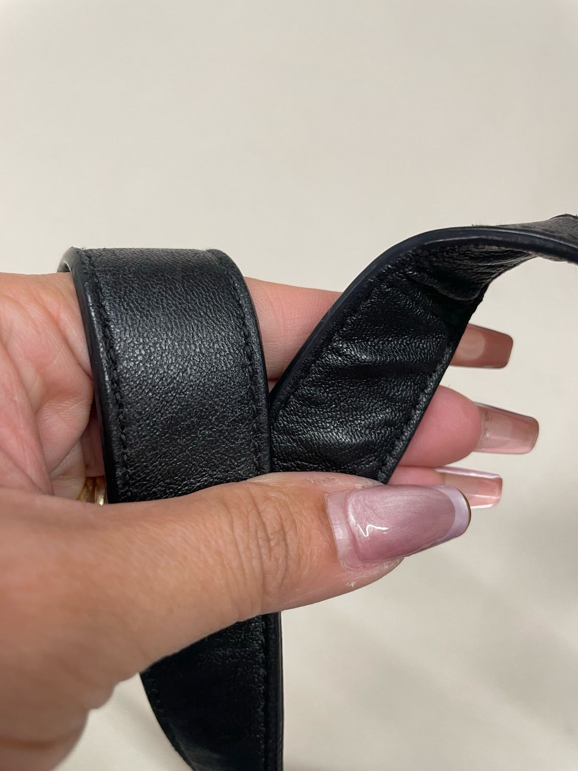 Bottega Veneta Flap Casette Messenger Sling in Black