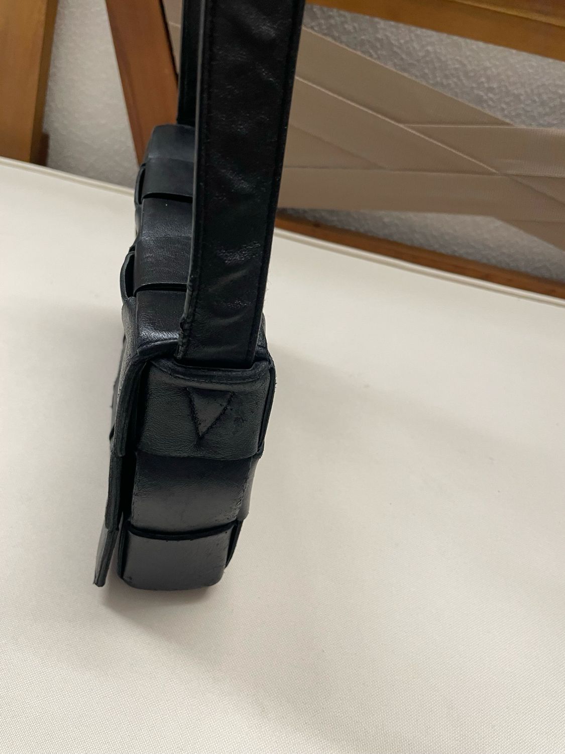 Bottega Veneta Flap Casette Messenger Sling in Black