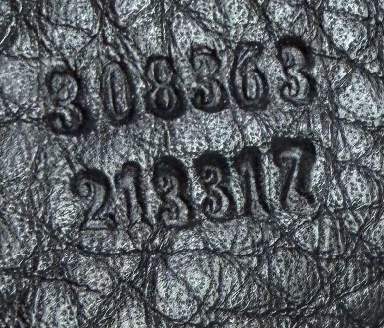 Gucci Pebbled Leather Soho Working Tote Sling in Black