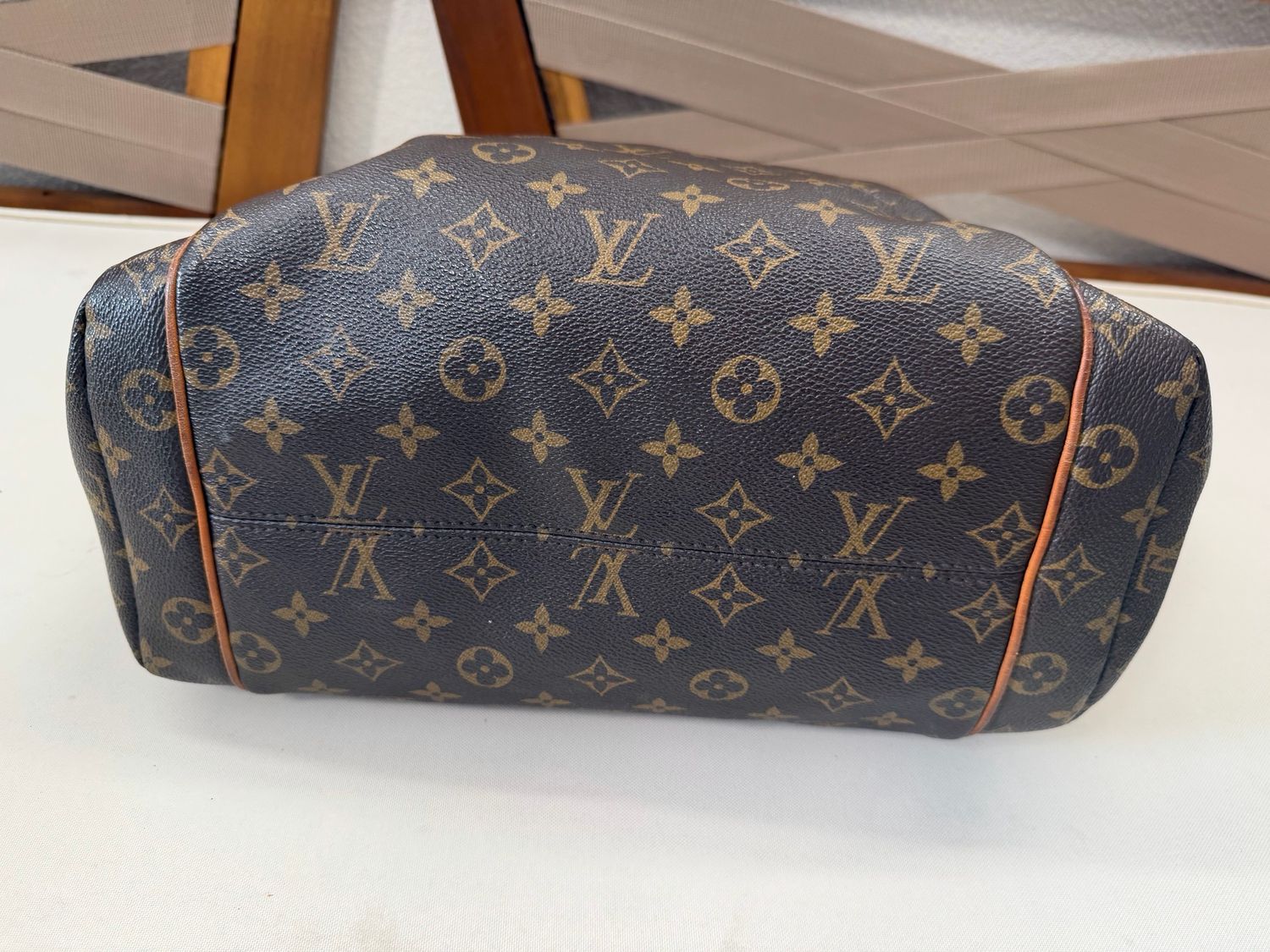 Louis Vuitton Monogram Totally Mm