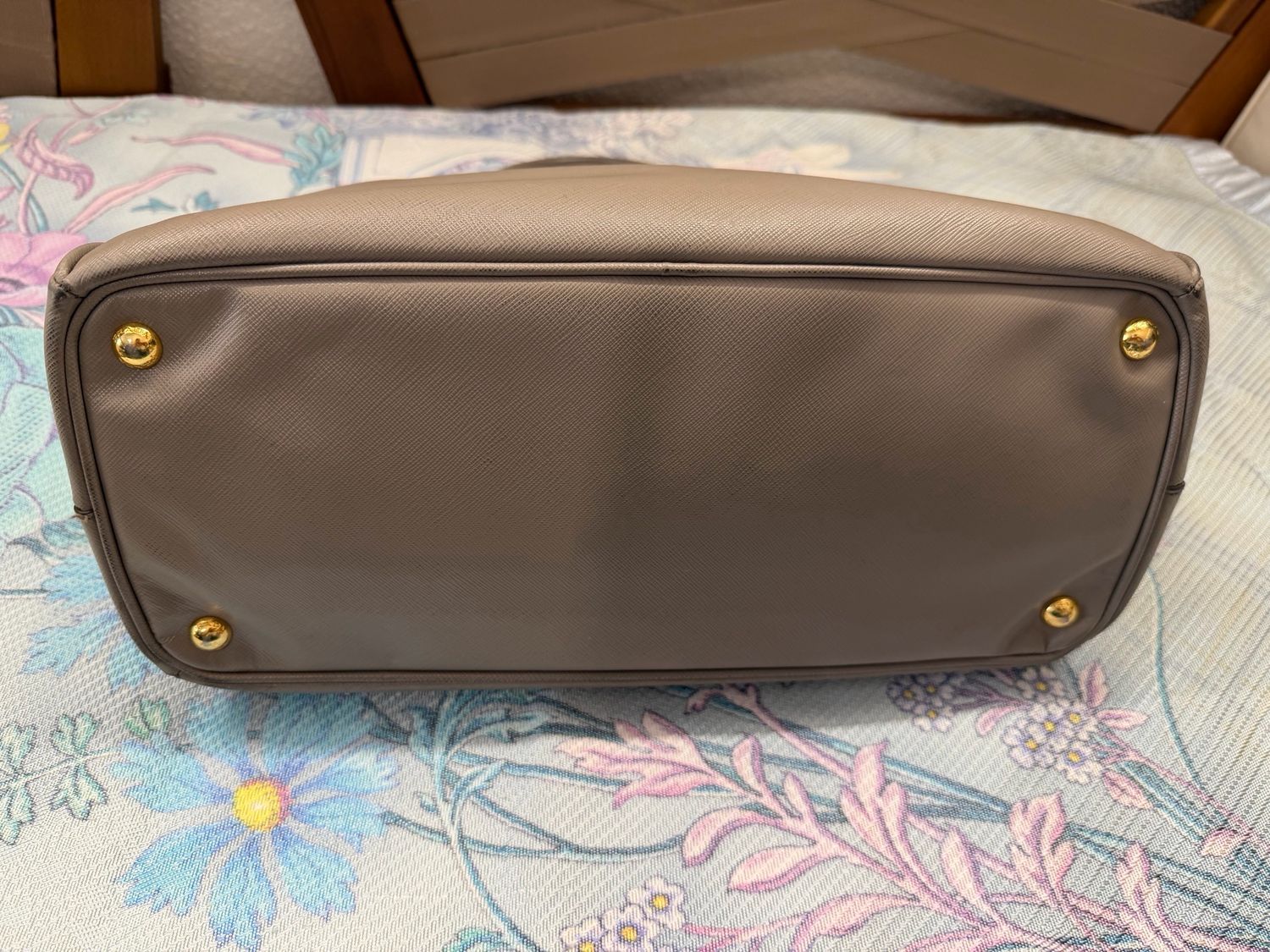 Prada Saffiano Lux Double Zipper Tote Medium in Gray