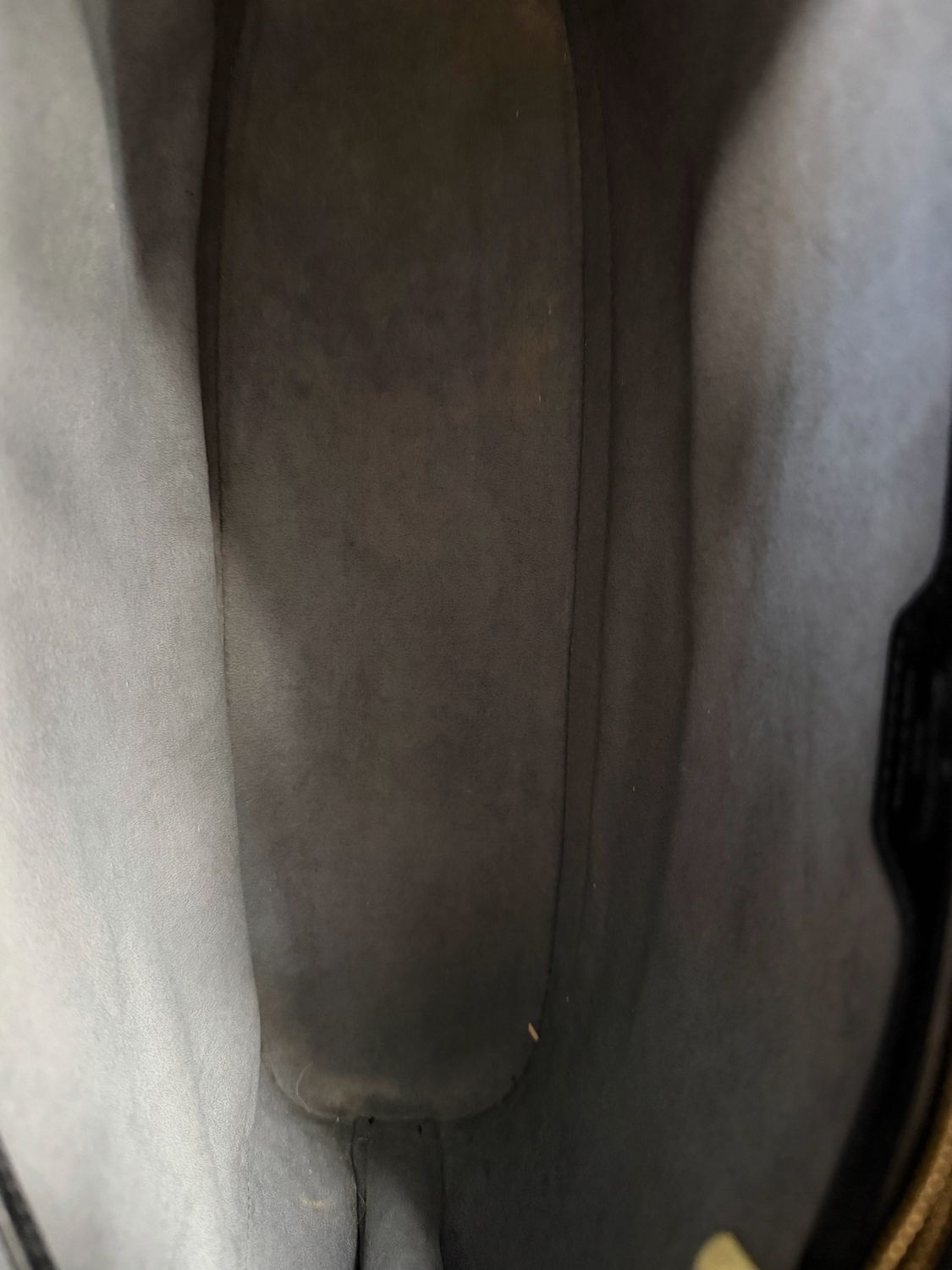 Louis Vuitton Epi Lussac Tote Shoulder in Black