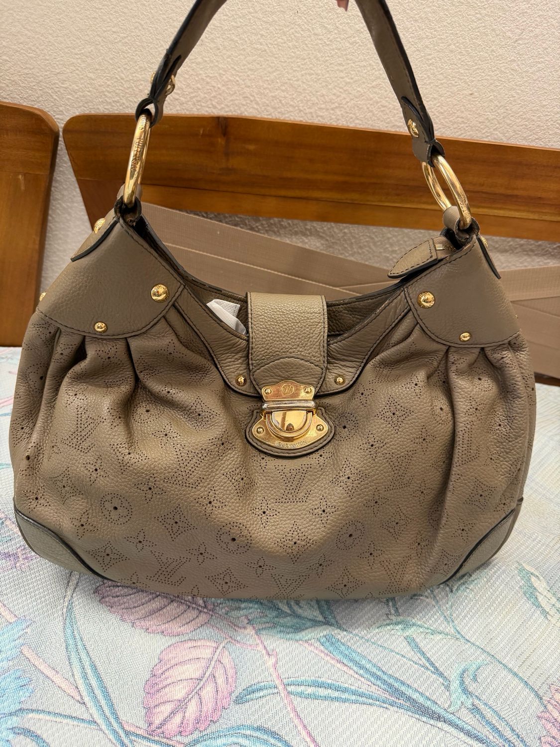 Louis Vuitton Mahina Hobo Monogram Shoulder Bag