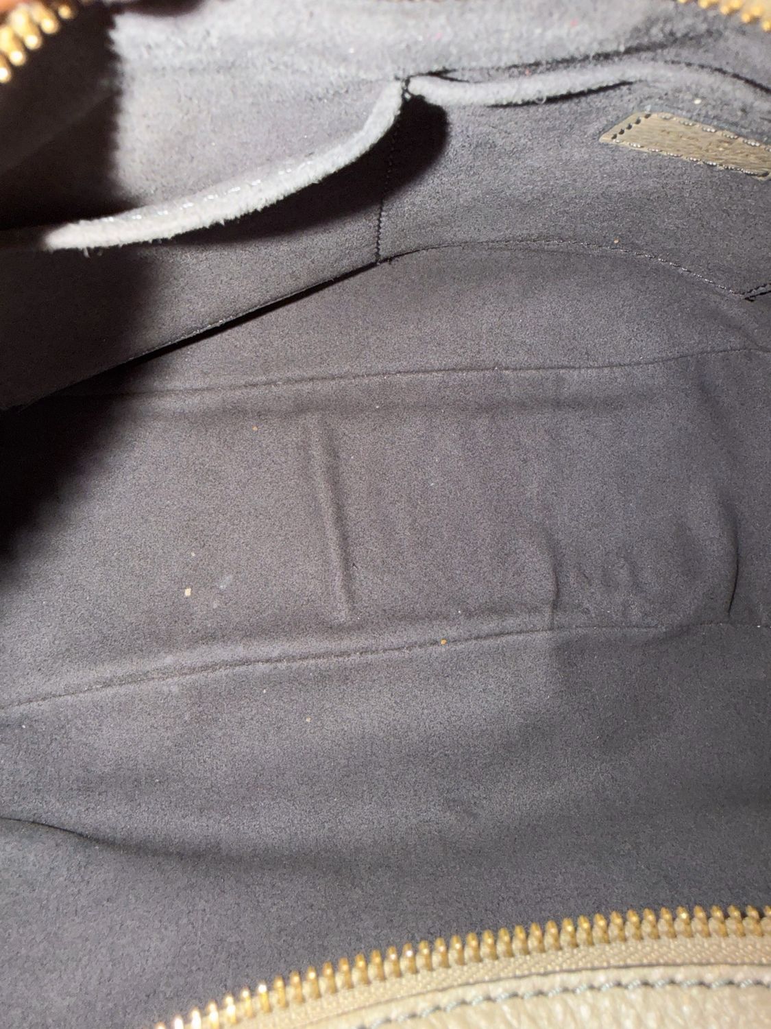 Louis Vuitton Mahina Hobo Monogram Shoulder Bag