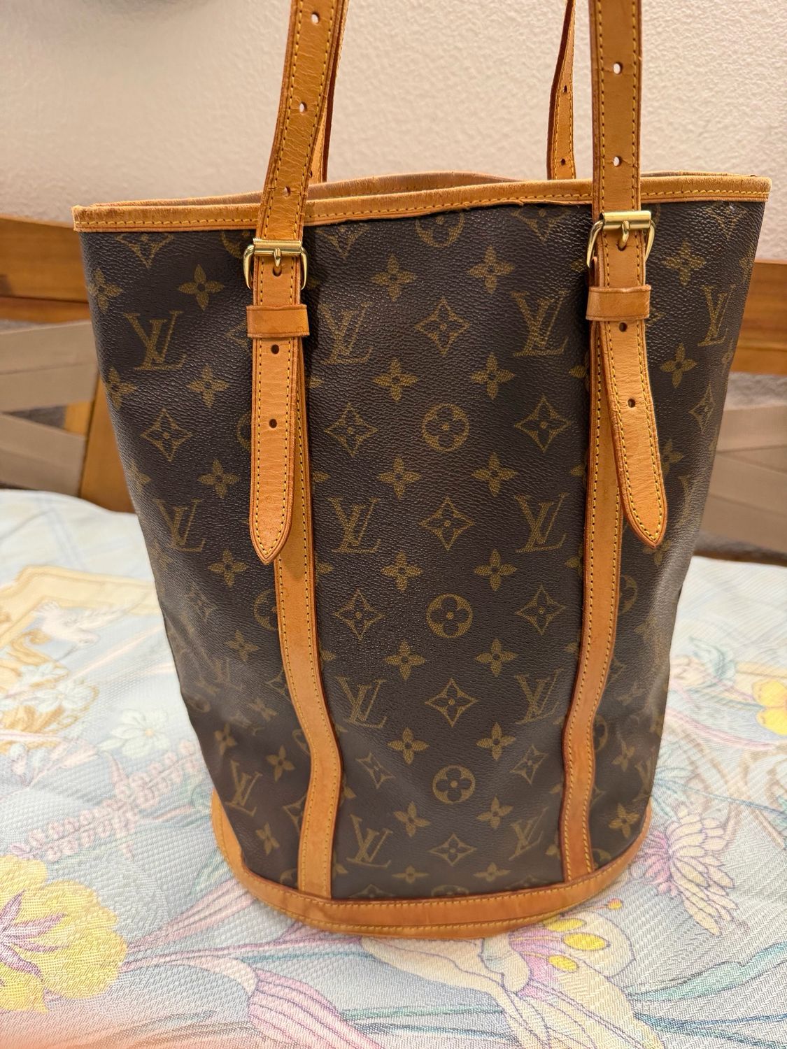 Louis Vuitton Monogram Bucket Gm Tote