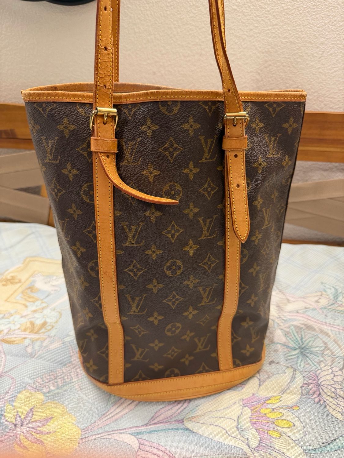 Louis Vuitton Monogram Bucket Gm Tote