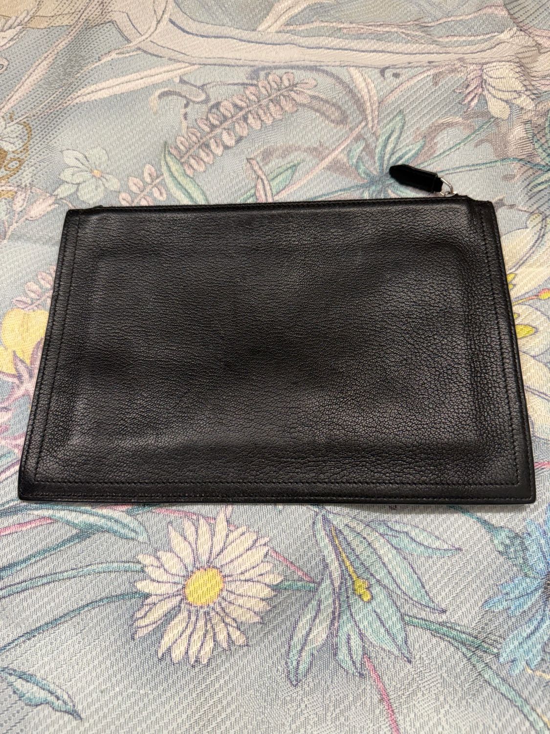 Givenchy Antigona Zipper Pouch Clutch in Black