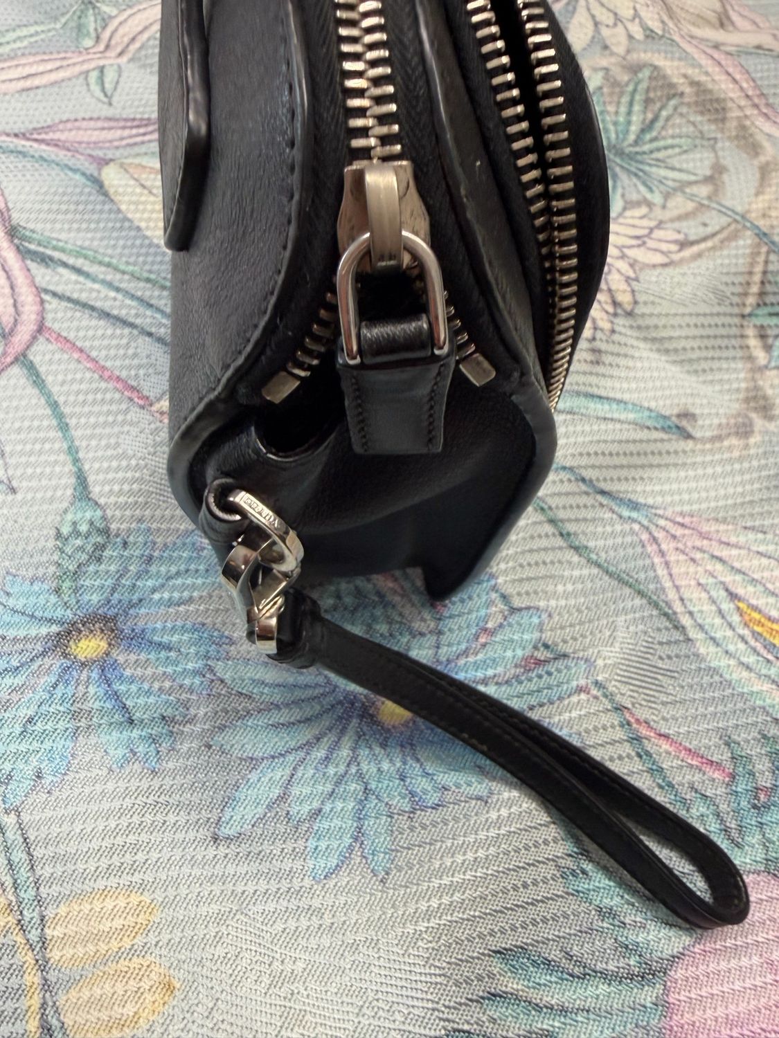 Prada Borsello Leather Clutch in Black