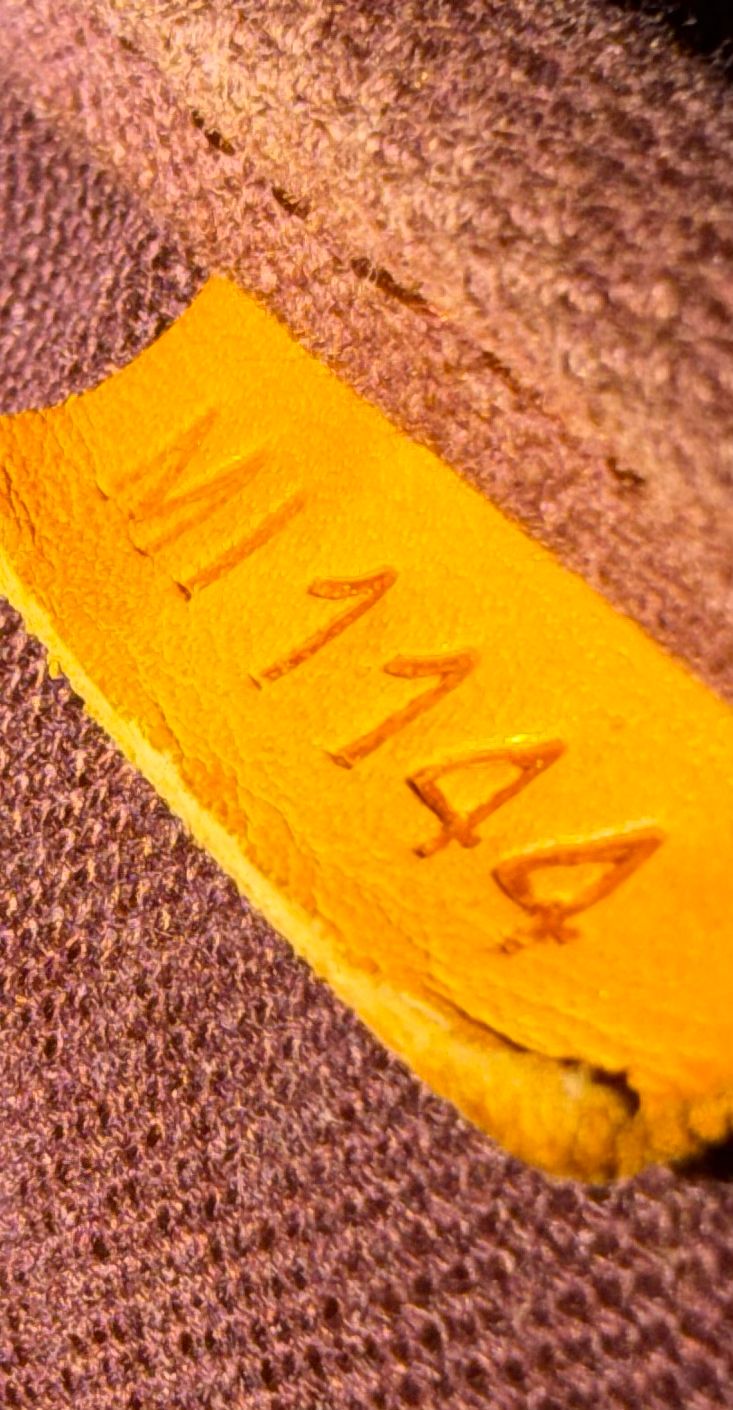 Louis Vuitton Monogram Favorite Mm Crossbody Sling