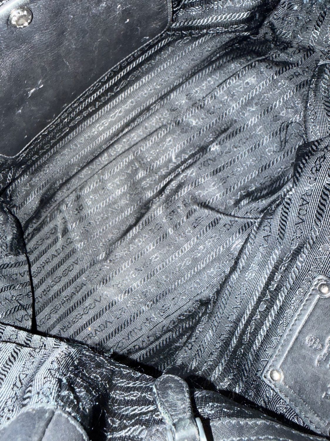 Prada Hobo Shoulder in Black