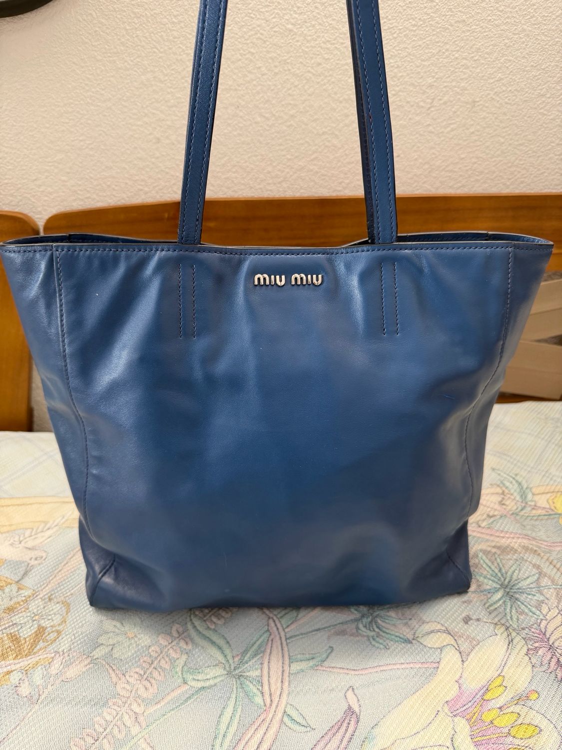Miumiu Vertical Shopper Tote 