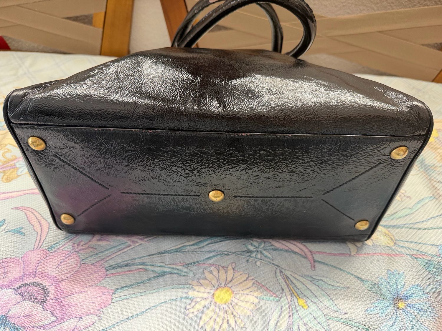 Yves Saint Laurent Majorelle Satchel Tote Top Handle in Black