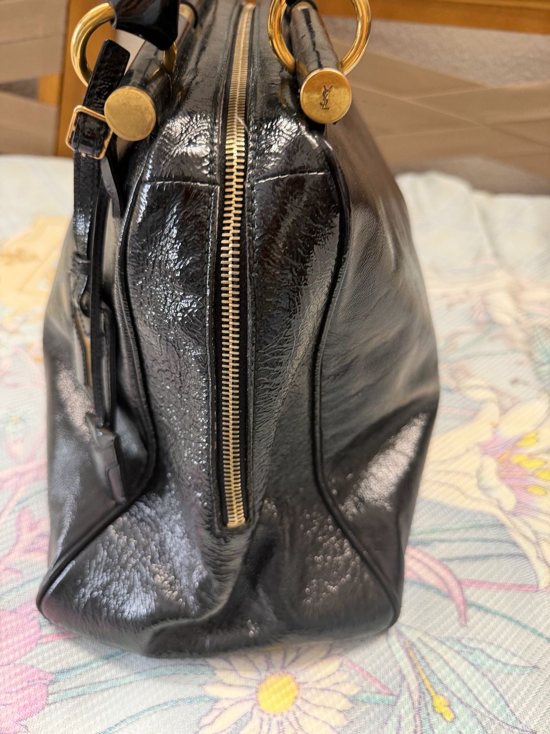 Yves Saint Laurent Majorelle Satchel Tote Top Handle in Black