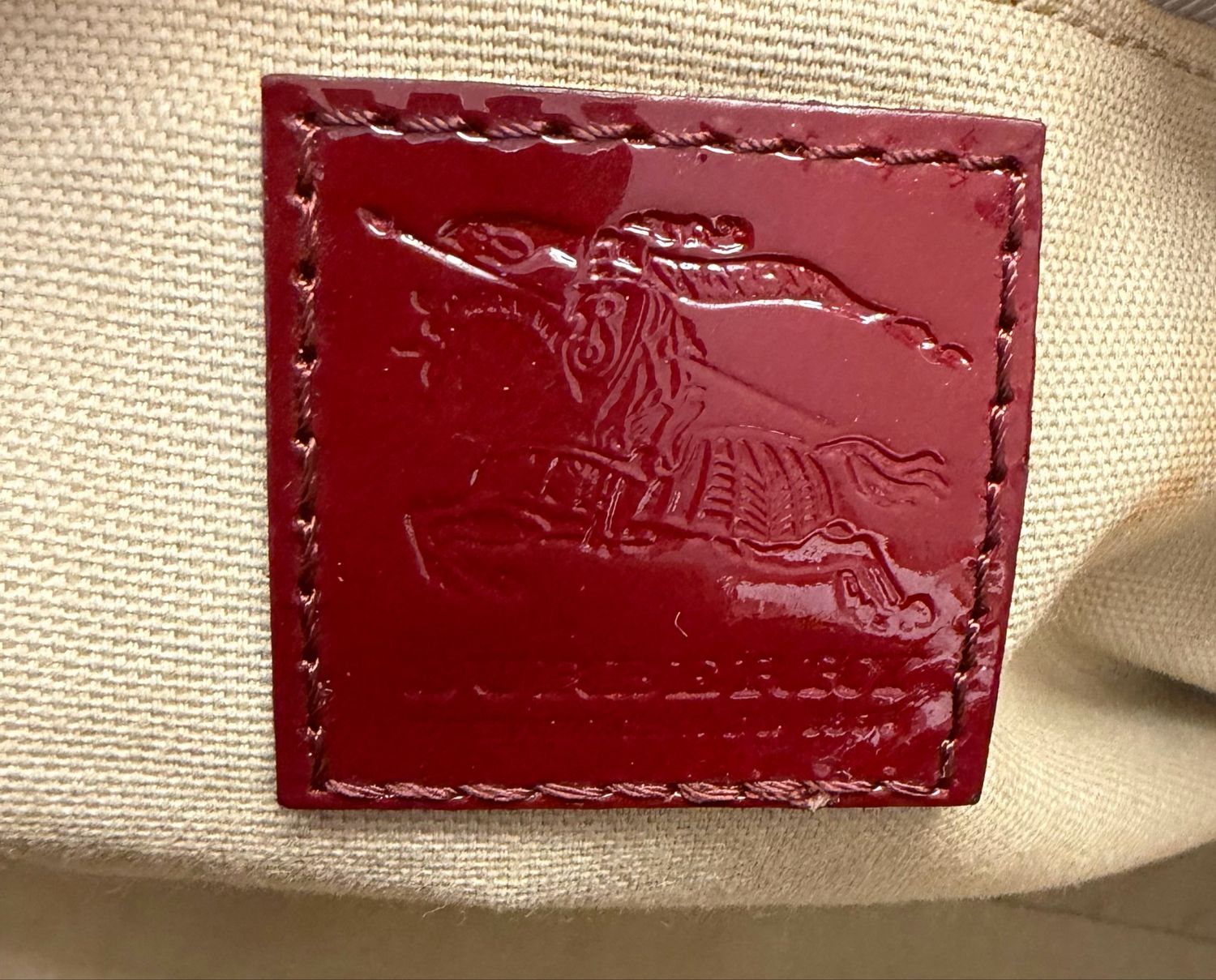 Burberry Supernova Heart Check Tote Shoulder in Medium