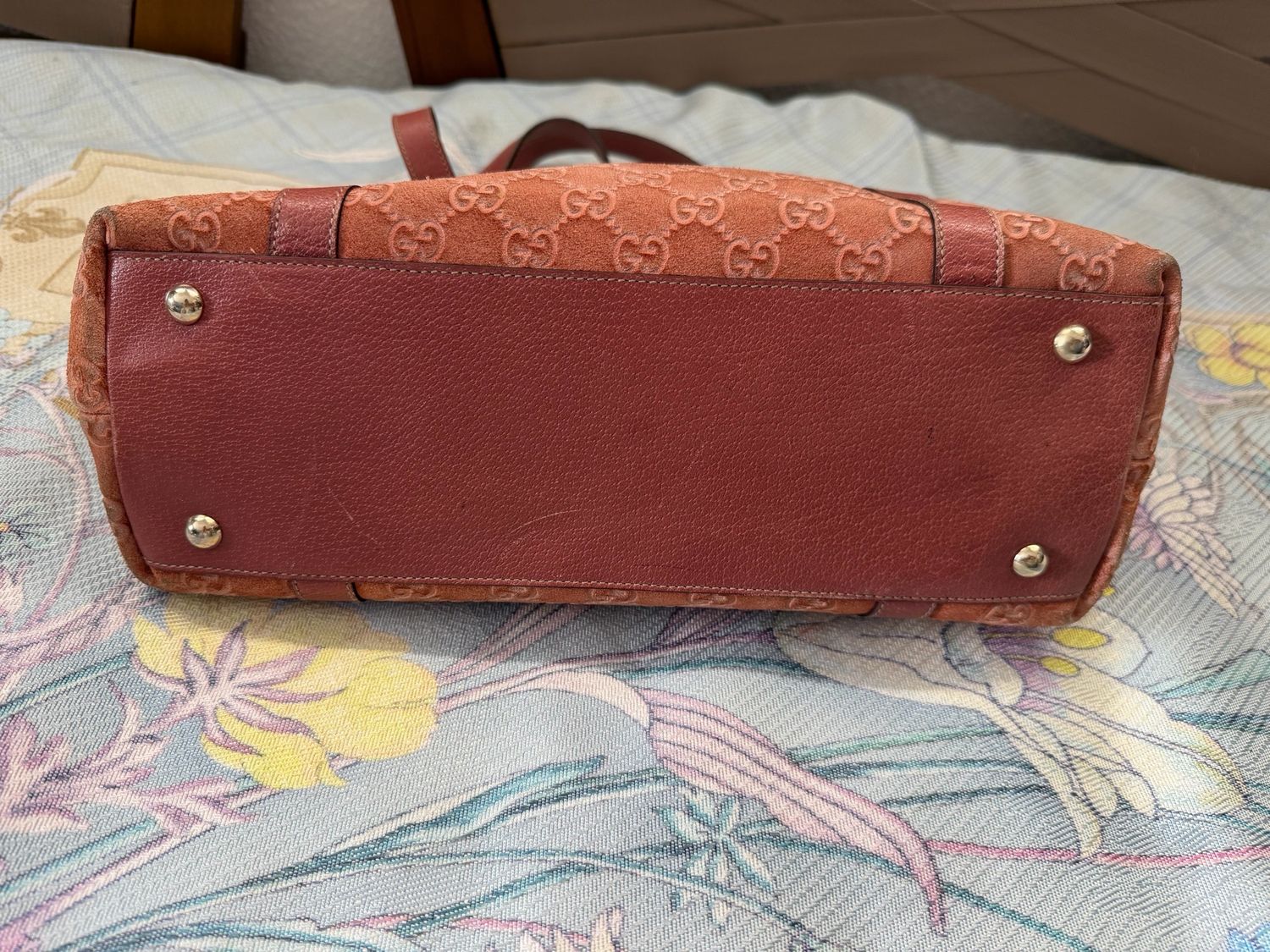 Gucci Monogram Abbey Suede Zipper Tote in Salmon