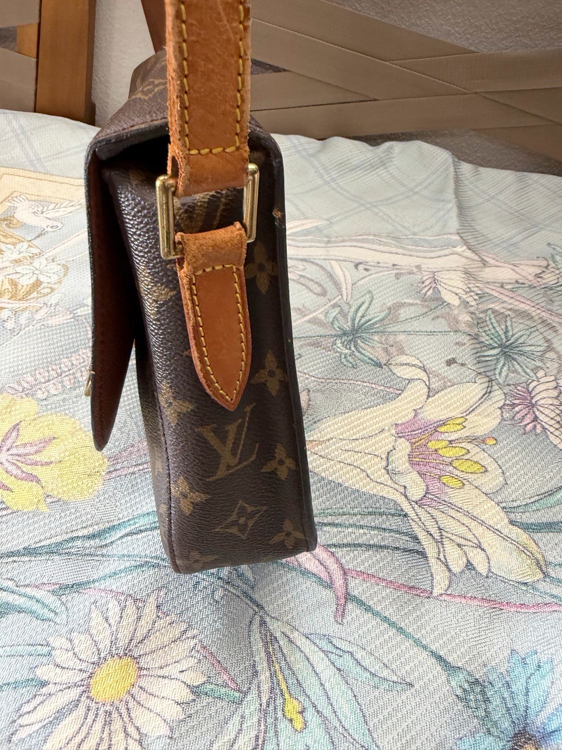 Louis Vuitton Monogram Saint Cloud Gm Messenger Crossbody Sling
