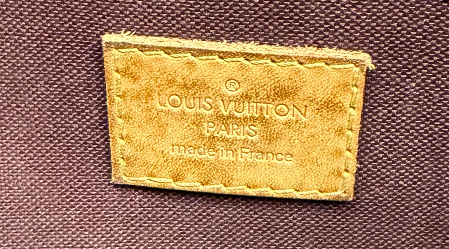 Louis Vuitton Monogram Favorite Mm Flap Clutch Sling Crossbody