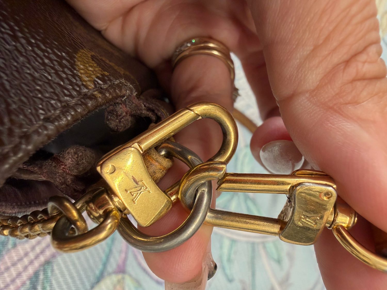Louis Vuitton Monogram Favorite Mm Flap Clutch Sling Crossbody