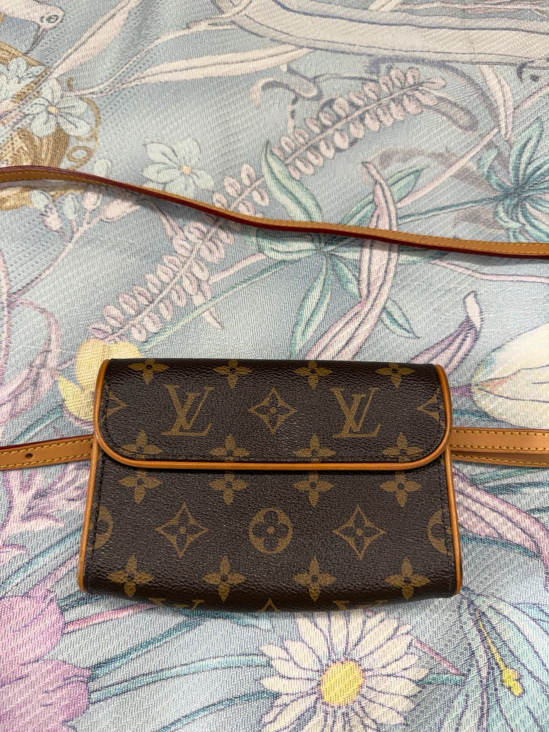 Louis Vuitton Monogram Florentine Flap Bum Bag 