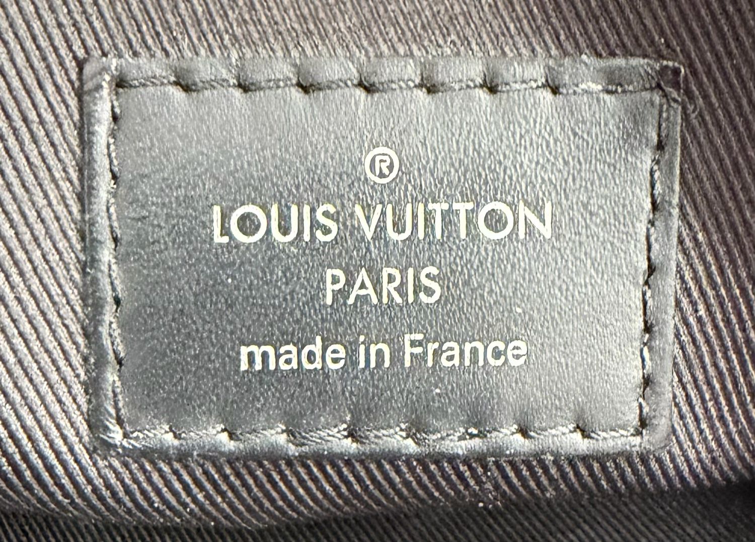 Louis Vuitton Eclipse Monogram Gm Discovery Pochette Clutch