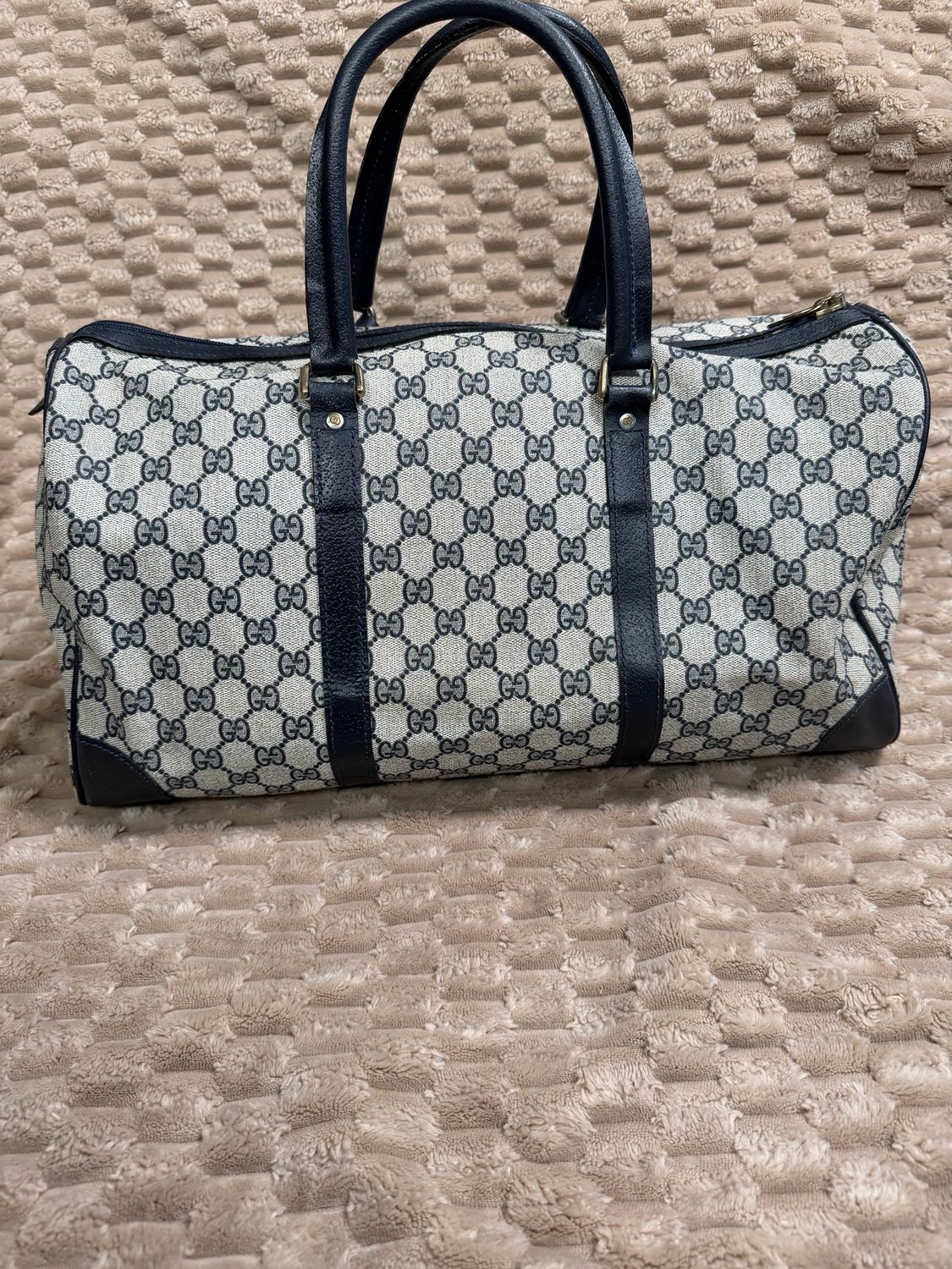 Gucci Supreme Vintage Bowler Boston 45 Travel Satchel in Navy Blue