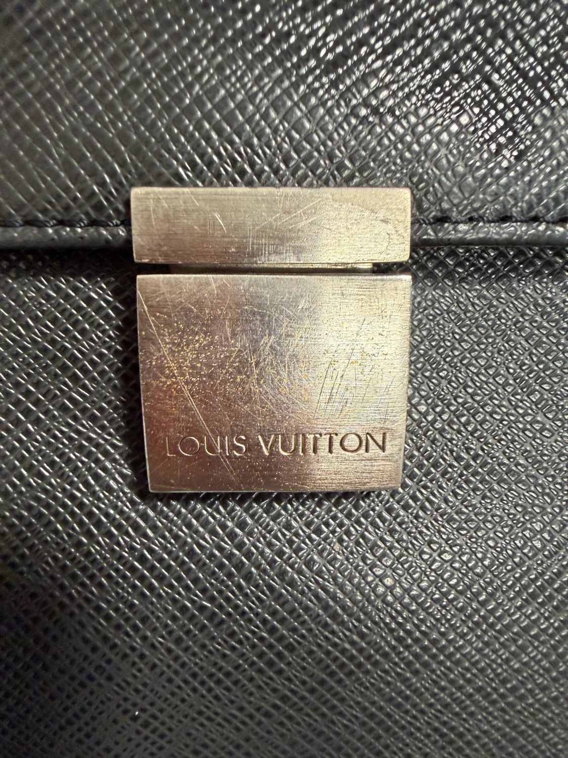 Louis Vuitton Taiga Leather Porte Documents Briefcase in Black