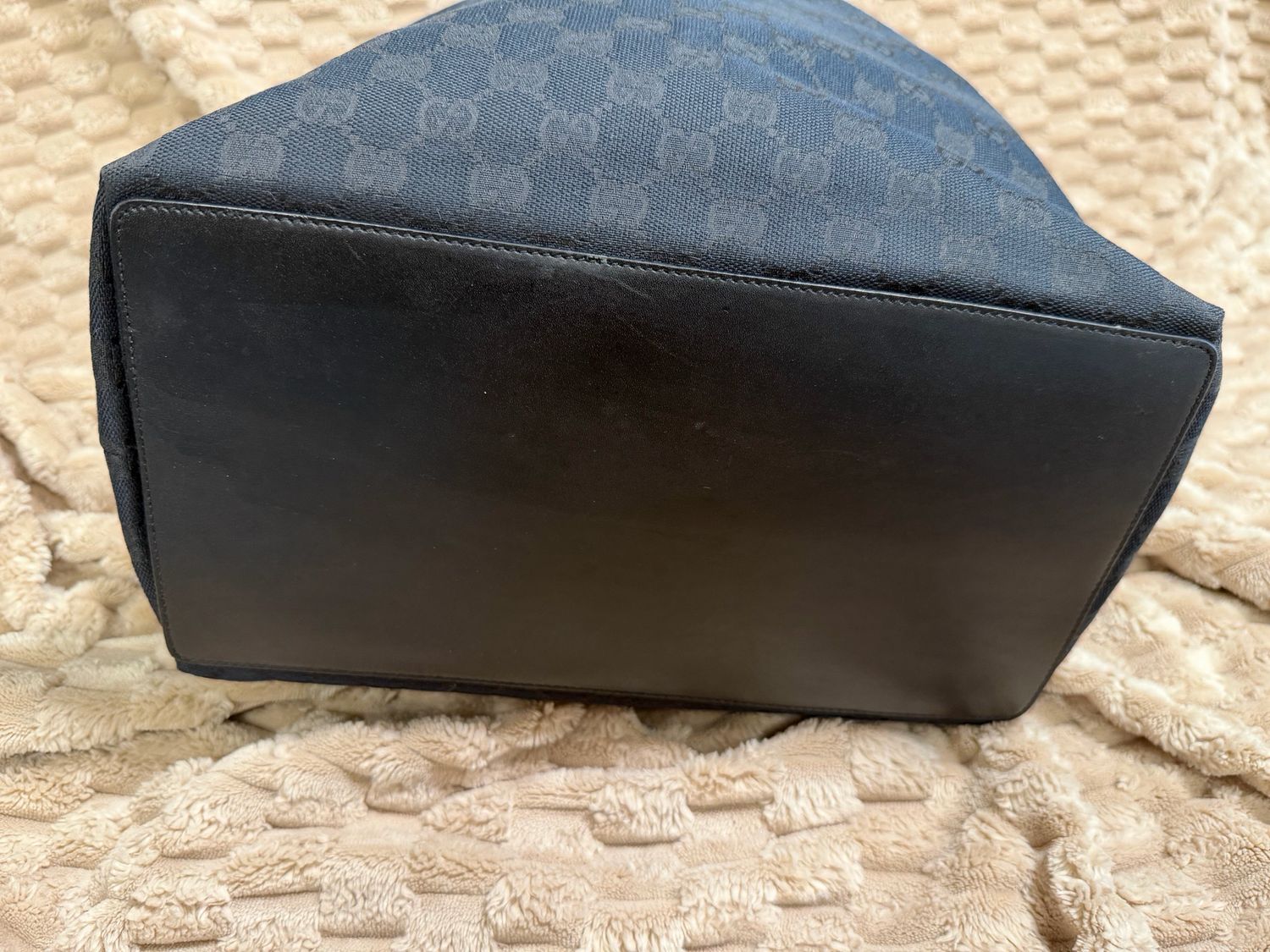 Gucci Monogram Canvas Vertical Tote in Large