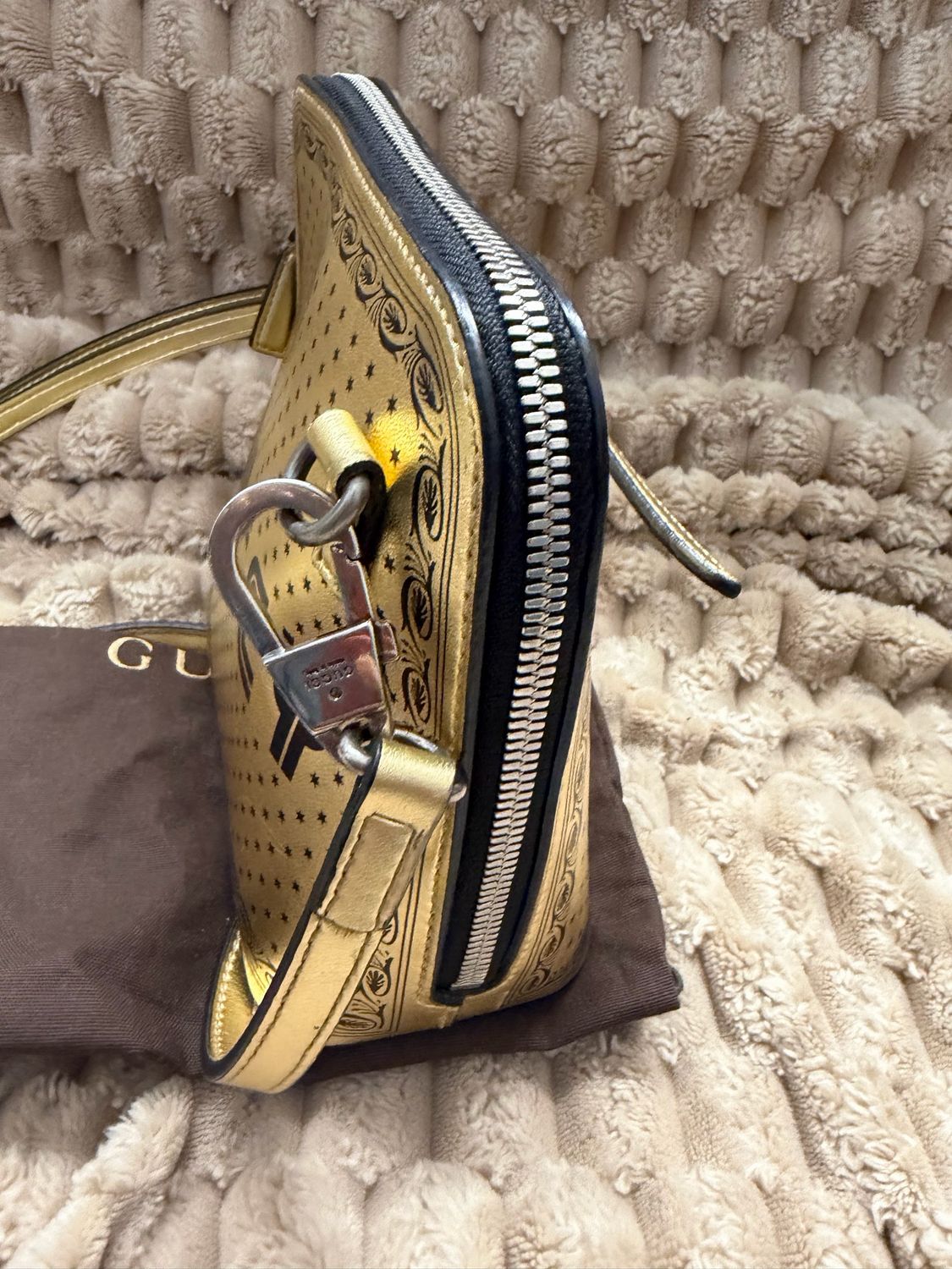 Gucci Alma Dome Guccy Sling Crossbody in Gold