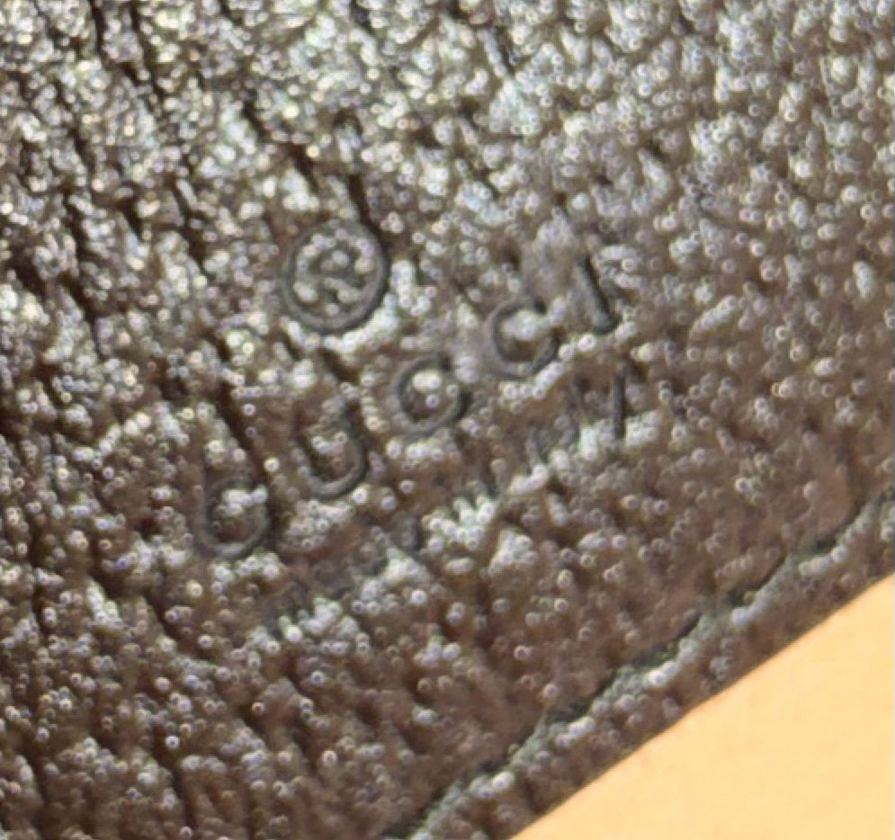 Gucci Ophidia Web Round Textured Calfskin in Black