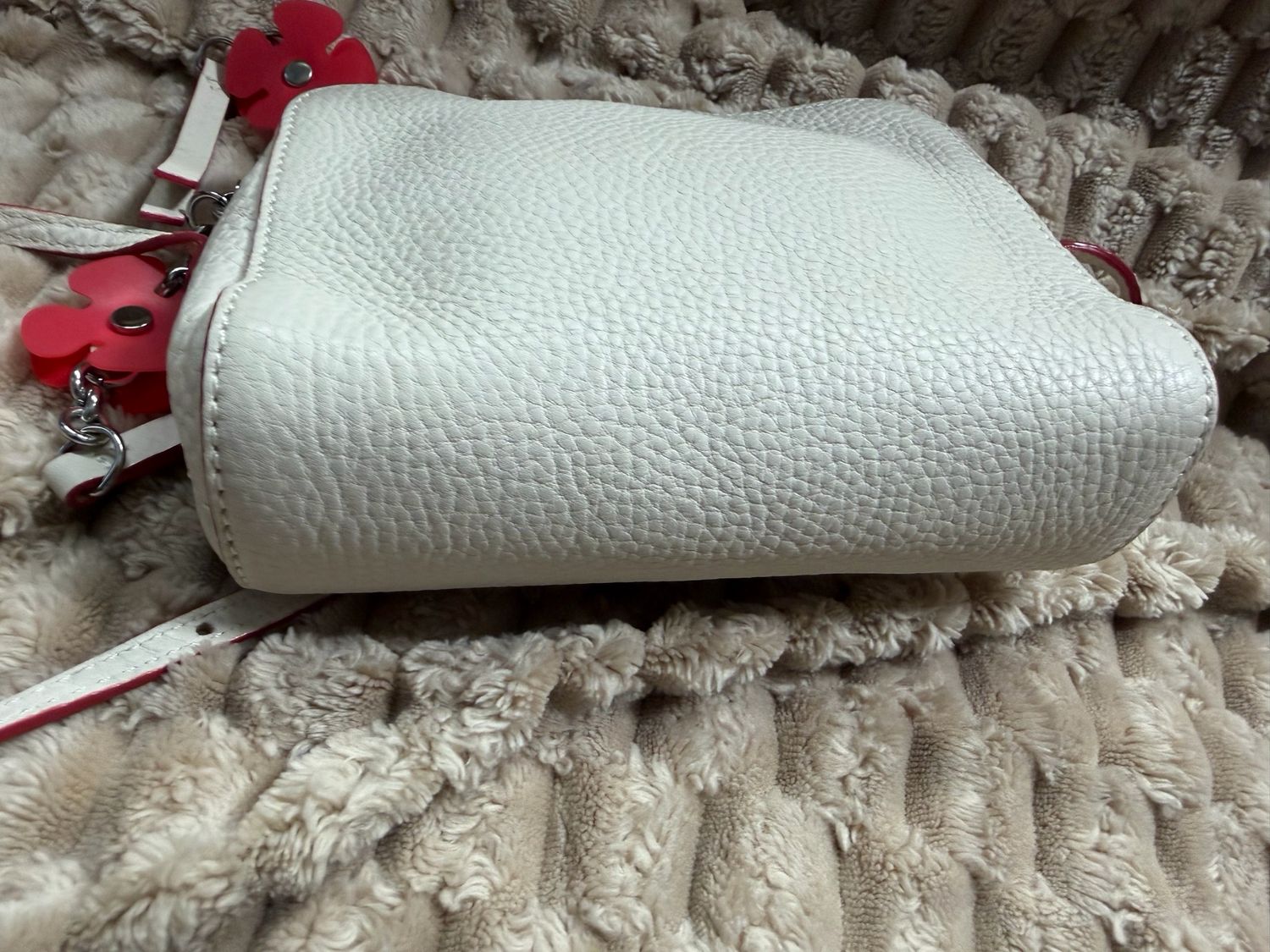 Burberry Pebbled Leather Camera Bag Crossbody Sling in White