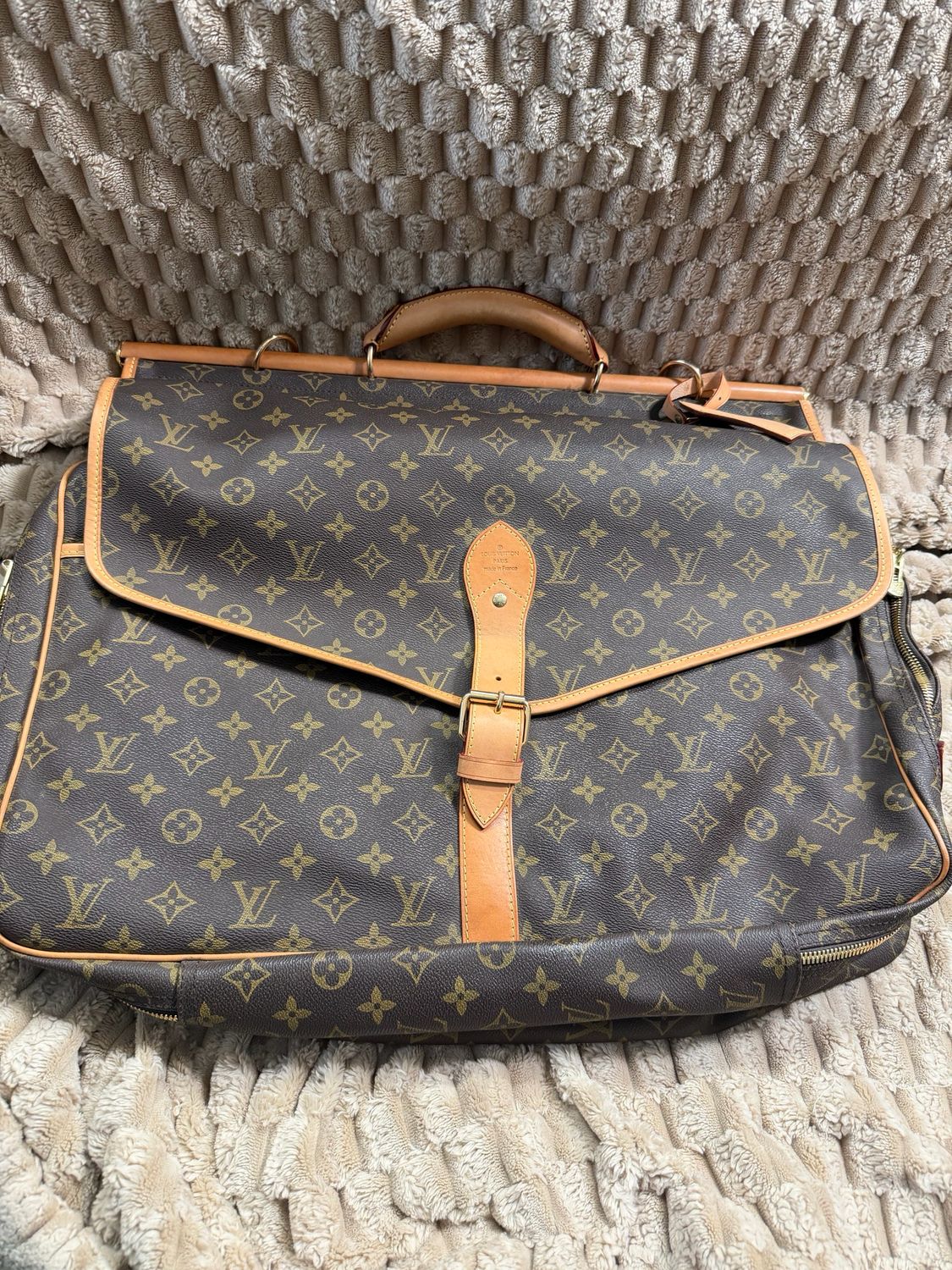 Louis Vuitton Monogram Sac Chasse Hunting Bag