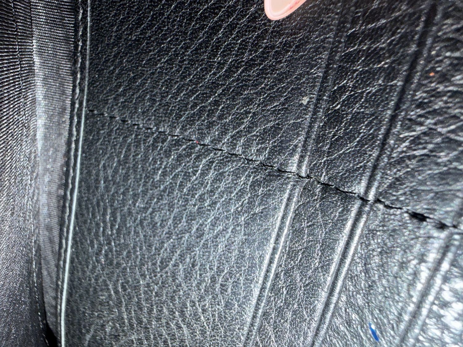 Gucci Pebbled Leather Marmont Continental Flap Wallet