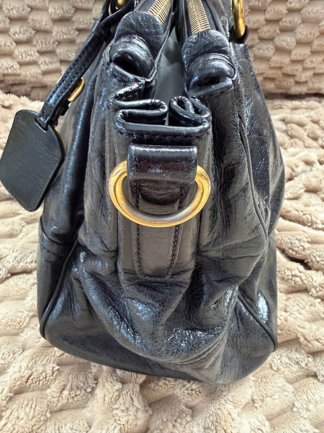 Prada Vitello Shine Convertible Tote Shoulder in Black