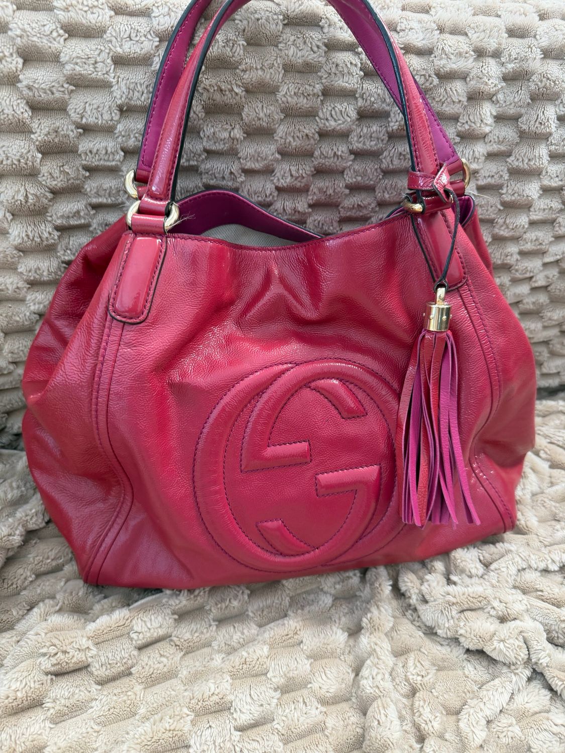 Gucci Soho Small Tote in Patent Pink