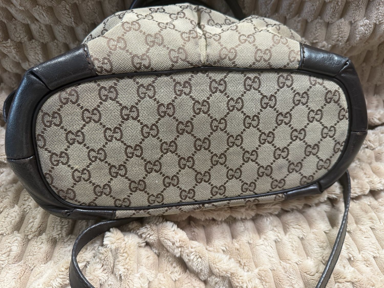 Gucci Monogram Canvas Sukey Convertible Crossbody Sling