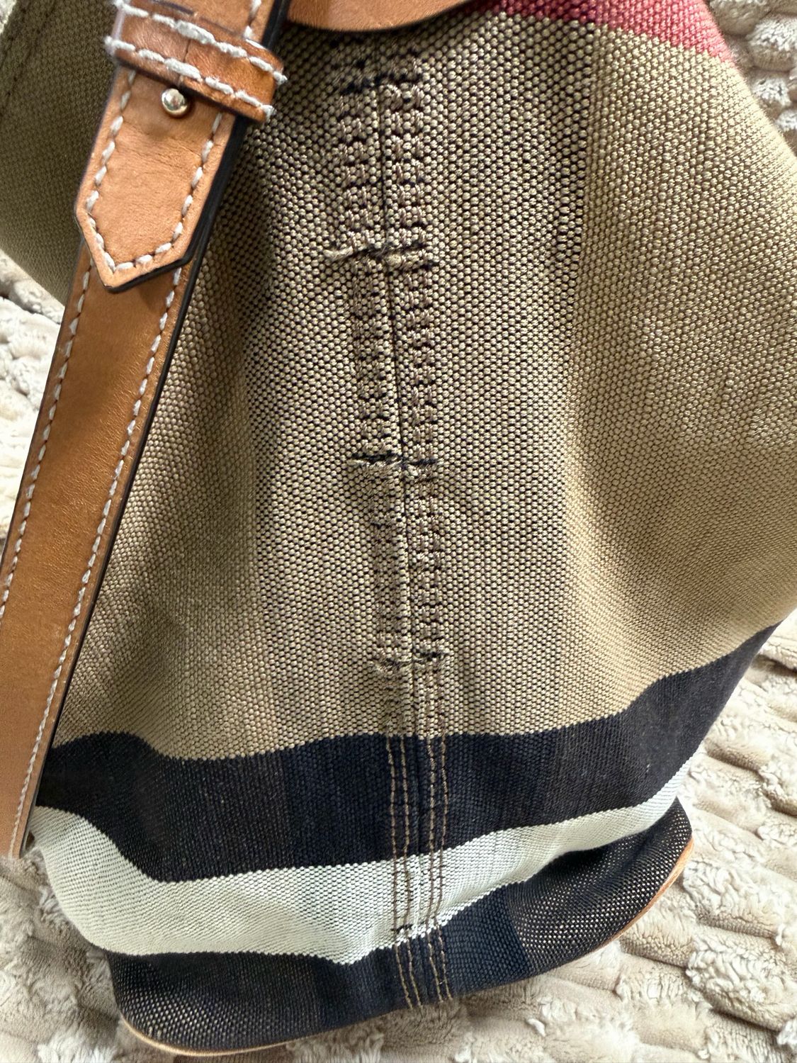 Burberry Ashby Bucket Nova Check Canvas Shoulder Sling