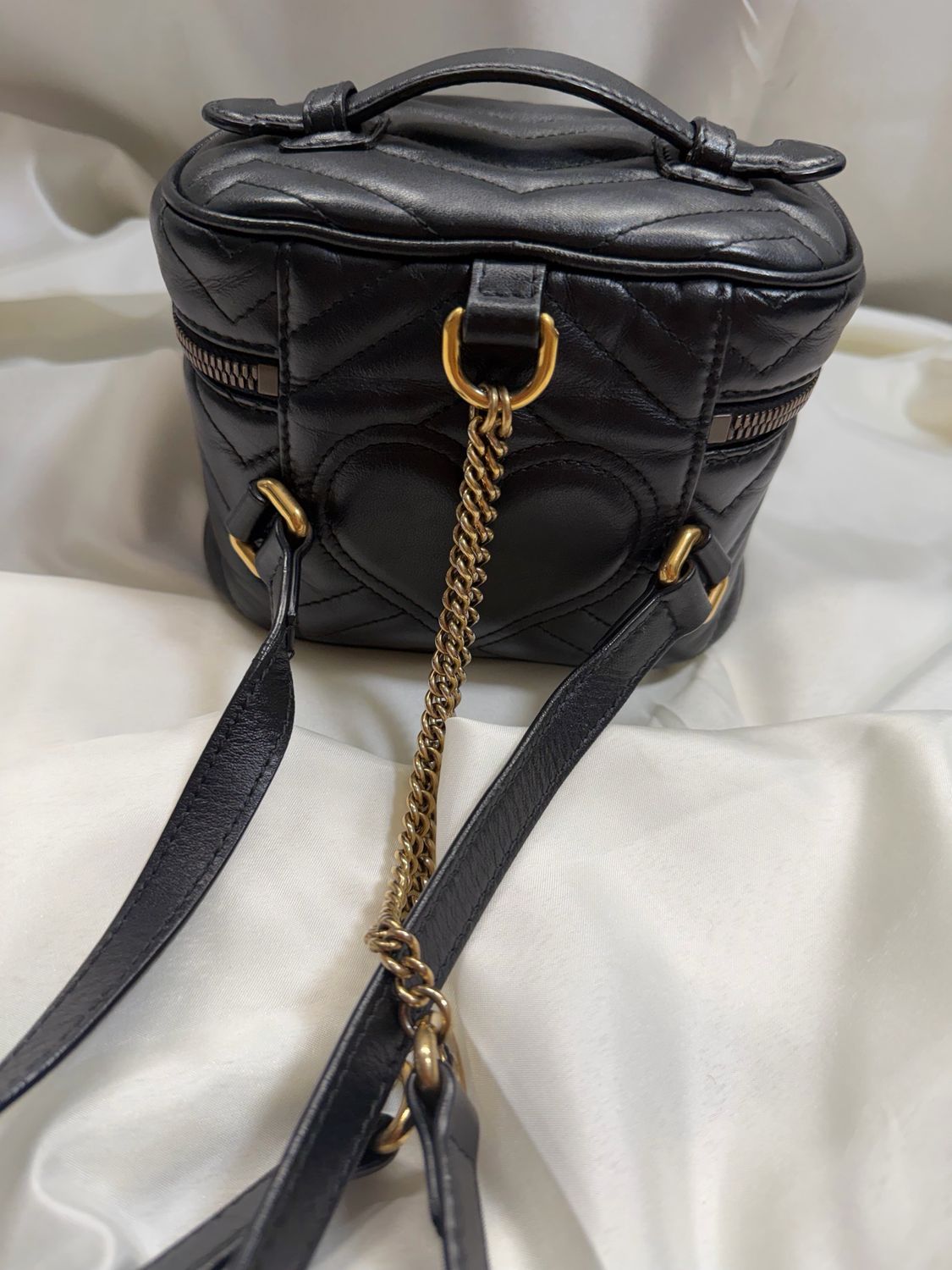Gucci Marmont Backpack Leather Chevron Vanity Backpack in Black