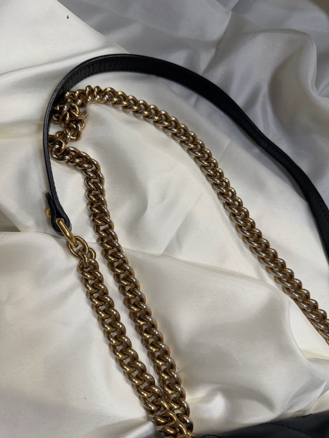 Gucci Marmont Matelasse Leather Front Flap Crossbody Small in Black