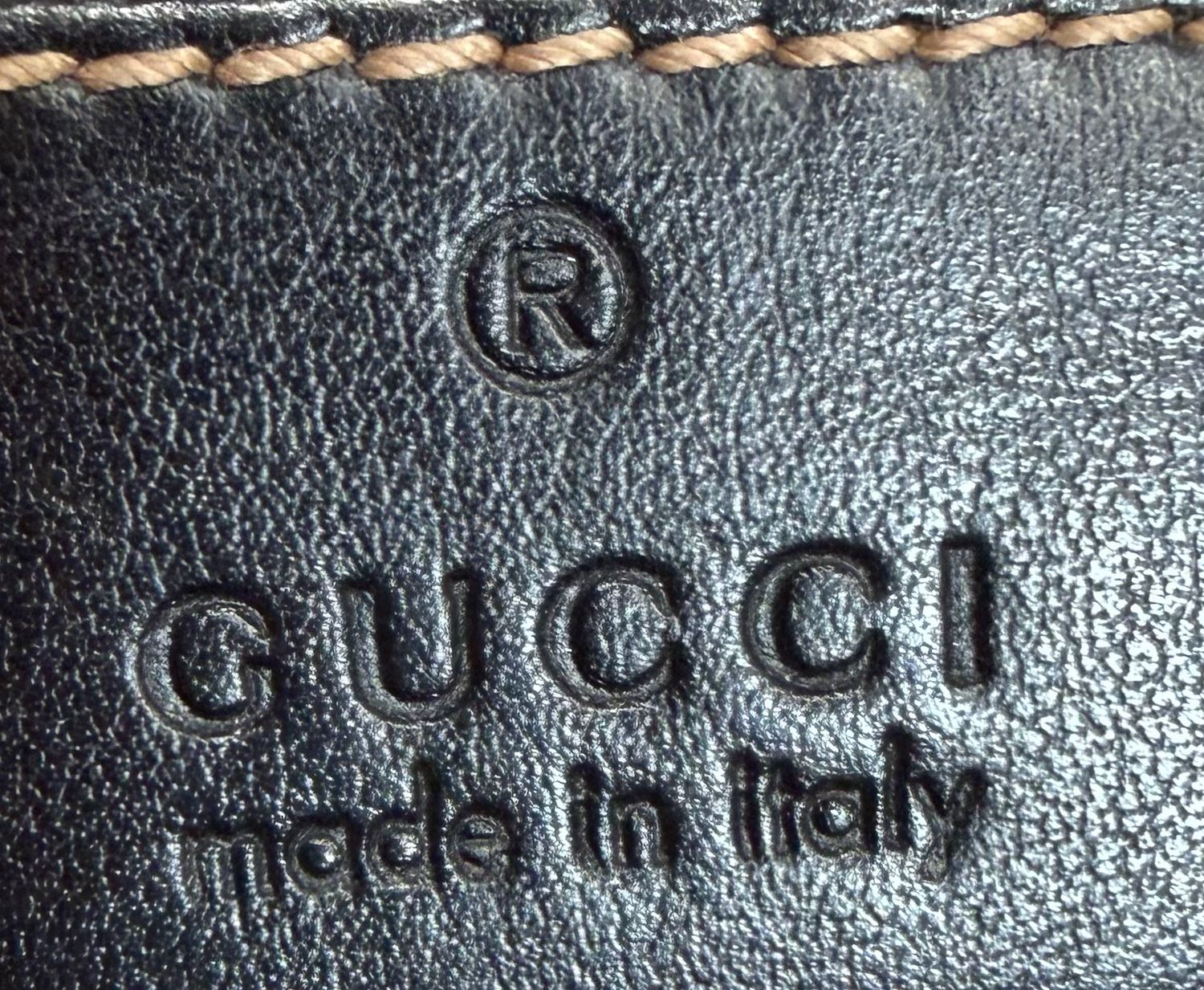 Gucci Marmont Matelasse Leather Front Flap Crossbody Small in Black