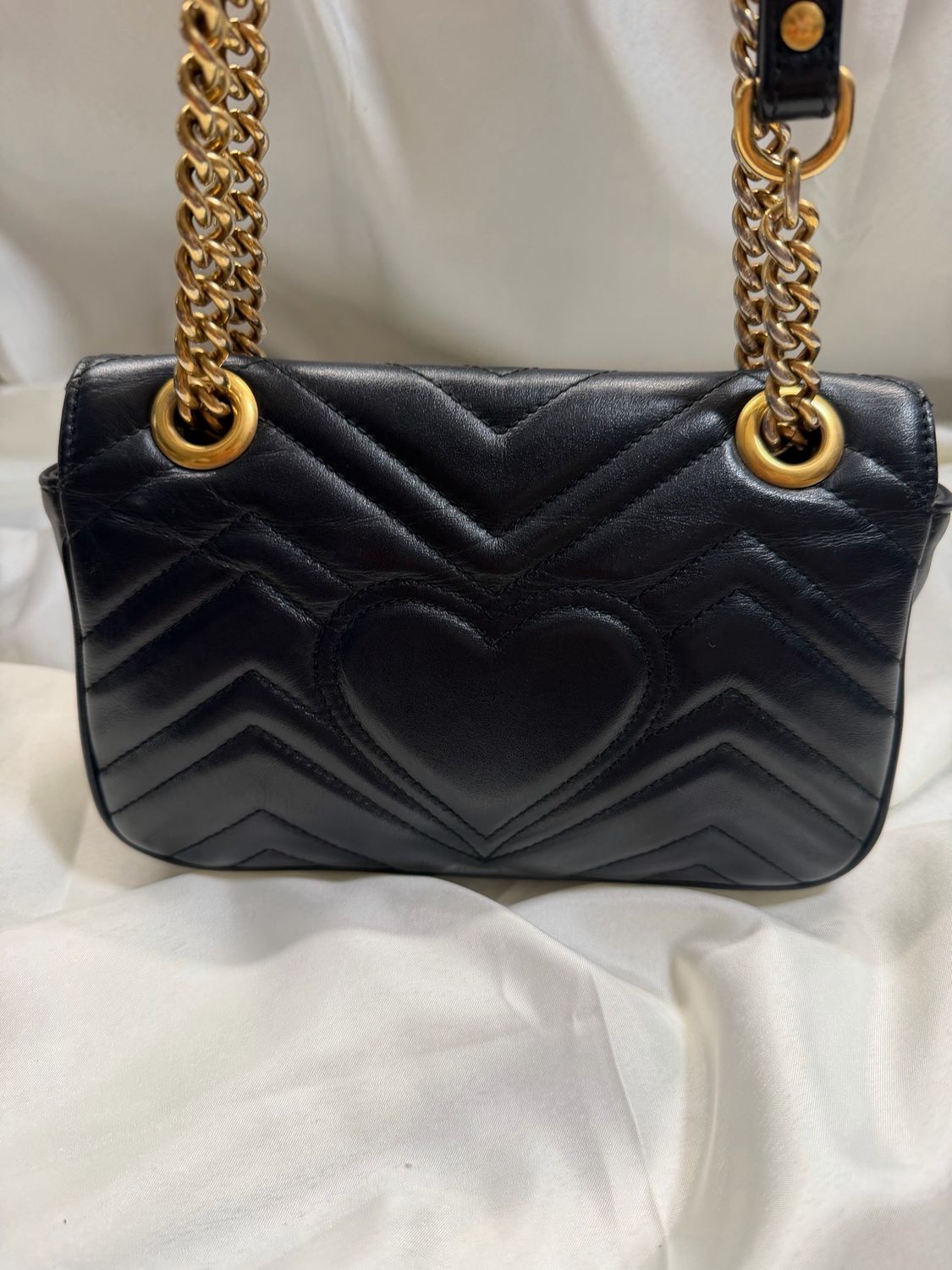 Gucci Marmont Matelasse Leather Front Flap Crossbody Small in Black