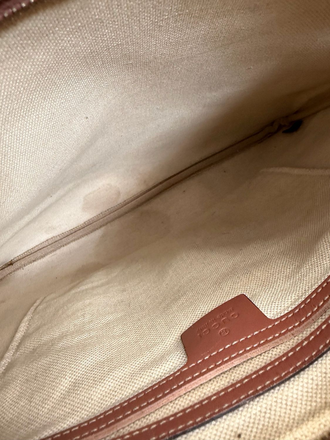 Gucci Flat Messenger Supreme Stars Crossbody