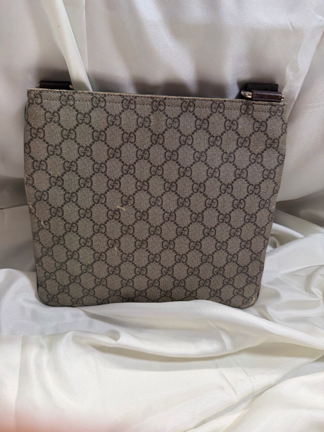 Gucci Front Zip Supreme Plus Messenger Crossbody